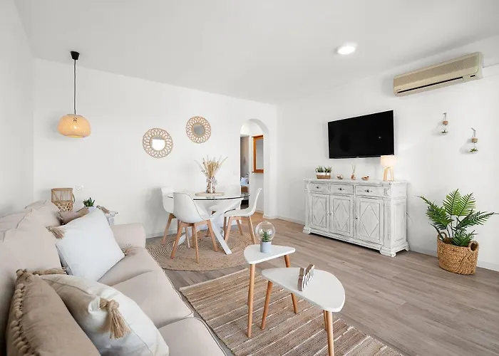 Holiday home Buganvilla *