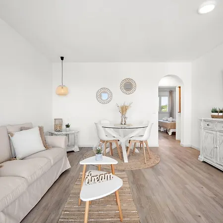 בית נופש Buganvilla By 3villas
