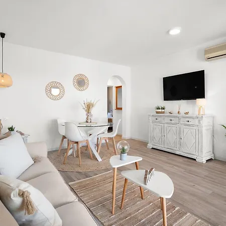בית נופש Buganvilla By 3villas *